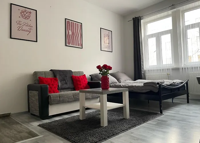 Tiffany Apartment In The City Center